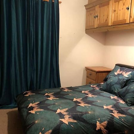 Lovely One-Bed Condo With Free Parking On Premises Съндърланд Екстериор снимка