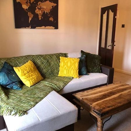 Lovely One-Bed Condo With Free Parking On Premises Съндърланд Екстериор снимка